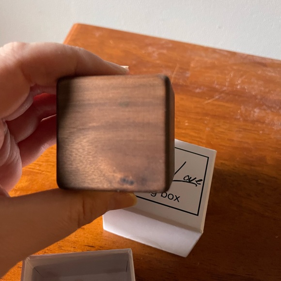 Wild Love wooden ring box - Picture 3 of 5